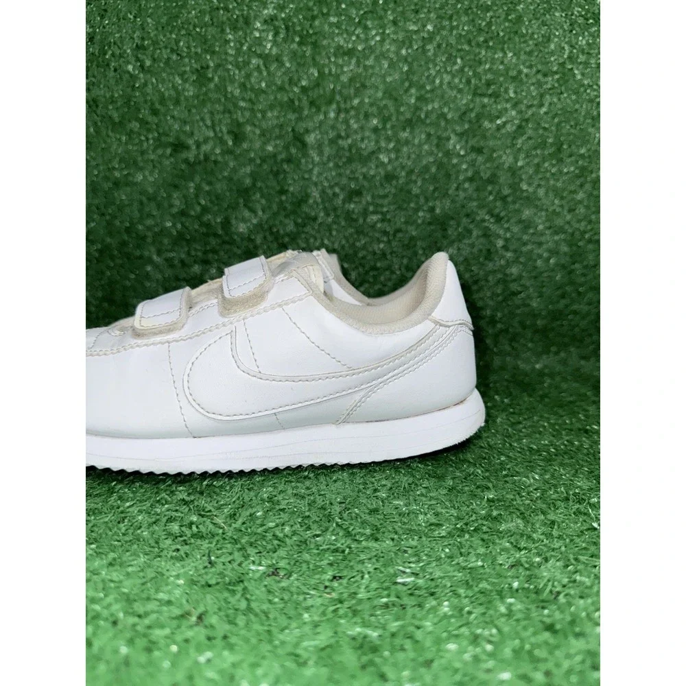 Nike Cortez Basic‎ SL Youth Size 2.5Y White Leather Shoes Sneakers 904767-102